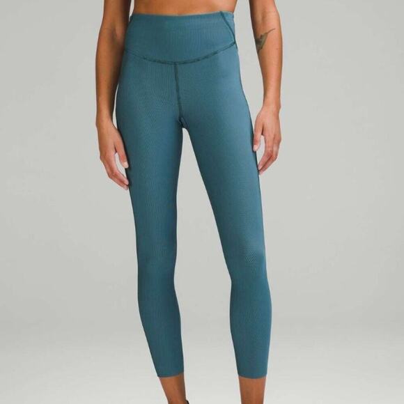 lululemon athletica Pants - 💚💙 Lululemon Base Pace High-Rise Tight 25” Two-Tone Ribbed - Size 8 💚💙